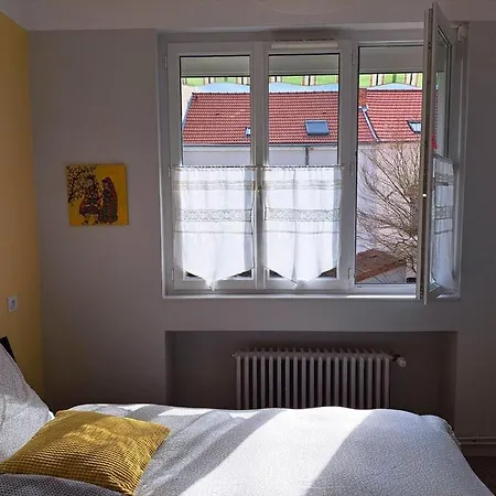1 Maison Jardin Coeur De * Виши